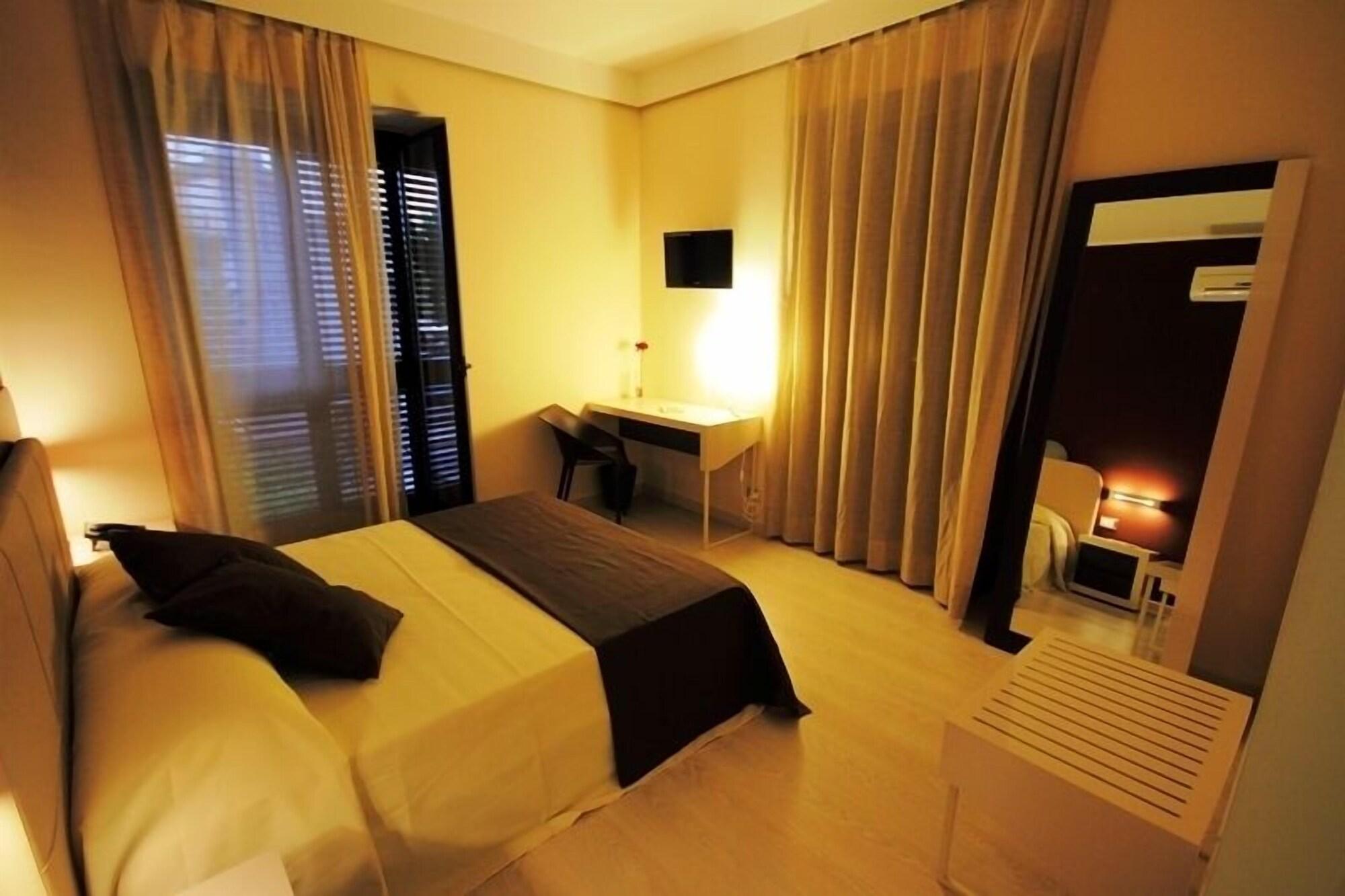 Palazzo Sciacca Bed & Breakfast Пати Екстериор снимка