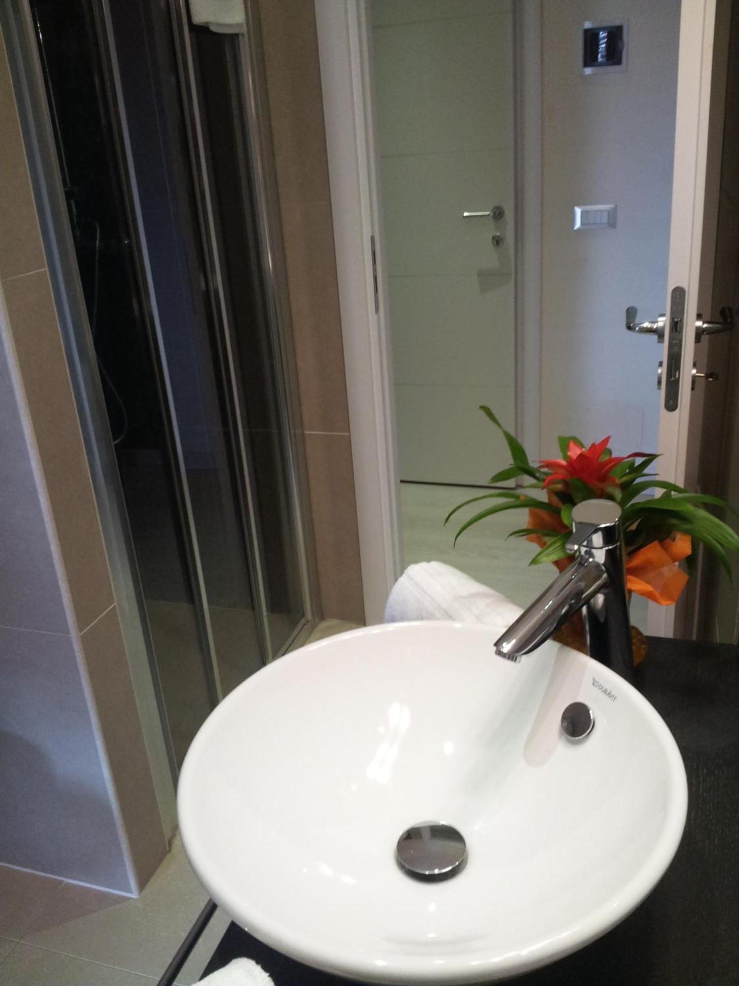 Palazzo Sciacca Bed & Breakfast Пати Екстериор снимка